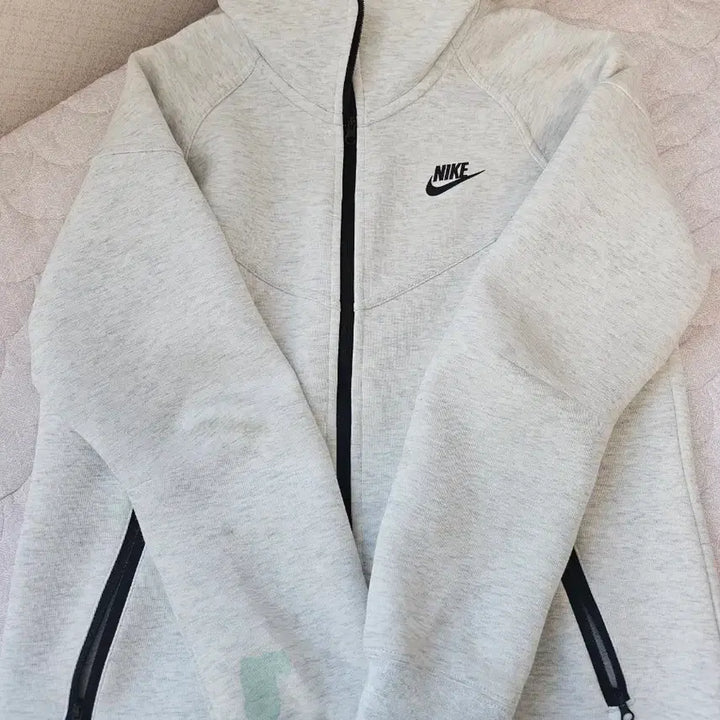 [SOLD OUT] 나이키 테크팩 M