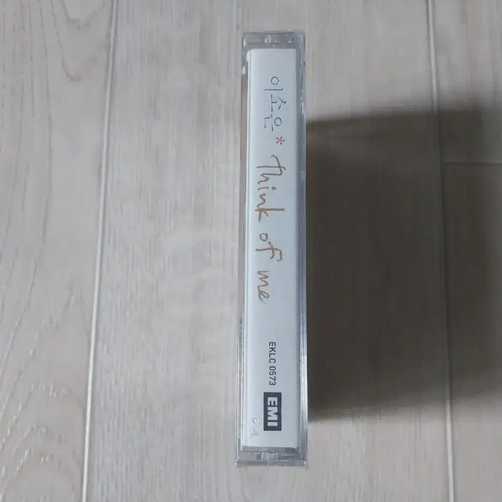 [BUNJANG] Lee So Eun Think of Me Sealed Cassette Tape / 이소은  Think of me 미개봉 카세트 테이프