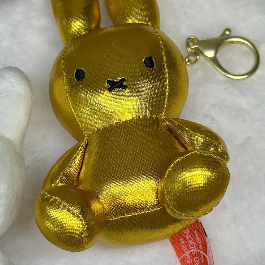 [BUNJANG] Miffy 3RD Round Keychain Doll (Gold/Silver/White) / 미피 3RD ROUND 키링 인형 (금/은/흰색) 새상품
