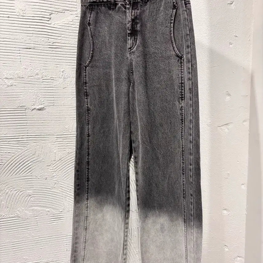 [SOLD OUT] 시티브리즈 그라데이션 흑청데님팬츠