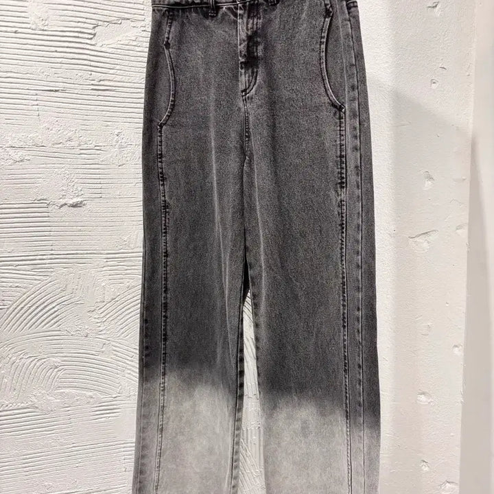 [SOLD OUT] 시티브리즈 그라데이션 흑청데님팬츠