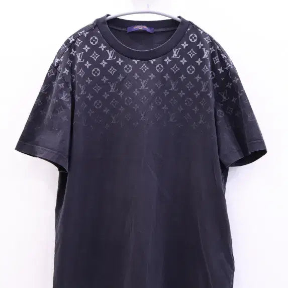 [BUNJANG] Louis Vuitton Gradient Cotton T-Shirt / 루이비통 그라디언트 코튼 티셔츠 1AFBB5