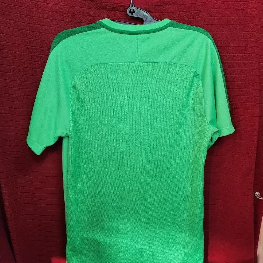 [BUNJANG] Nike Functional Short Sleeve T-Shirt - Green / (95)나이키 반팔 기능성 티셔츠 그린