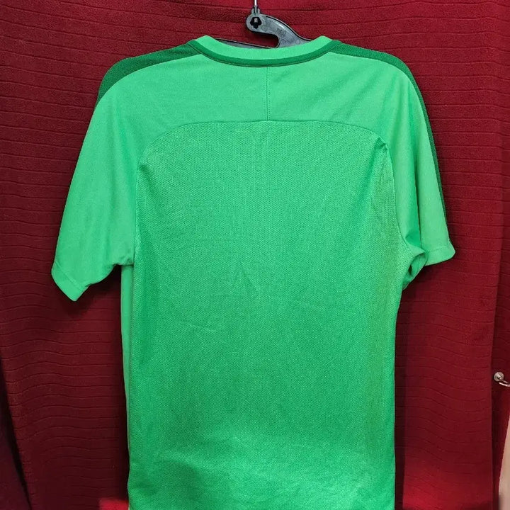 [BUNJANG] Nike Functional Short Sleeve T-Shirt - Green / (95)나이키 반팔 기능성 티셔츠 그린