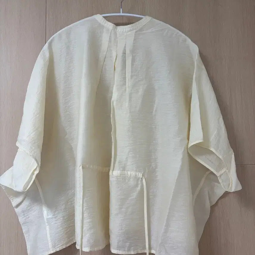 [SOLD OUT] RRACE 블라우스