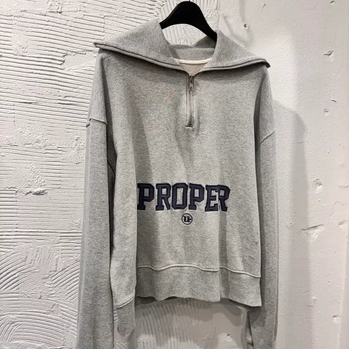 [BUNJANG] Unum Half-Zip Up Sweatshirt / Unum 하프집업 맨투맨티