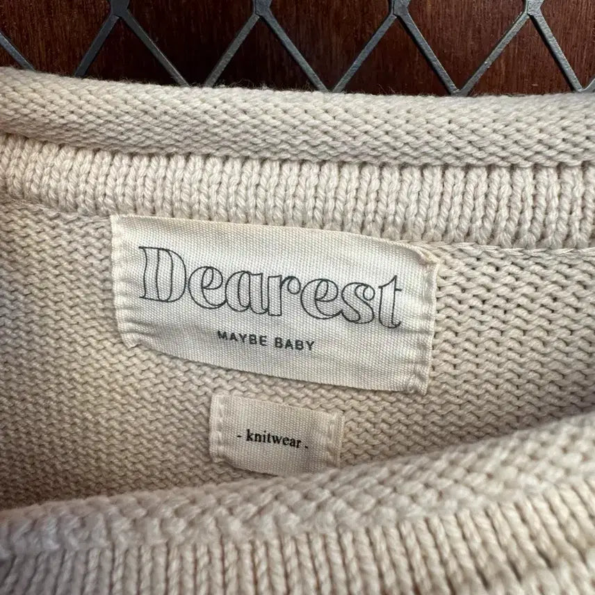 [BUNJANG] MaybeBaby Dearist Logo Beige Knit Top / 메이비베이비 디어리스트 로고 베이지 반팔 니트 F