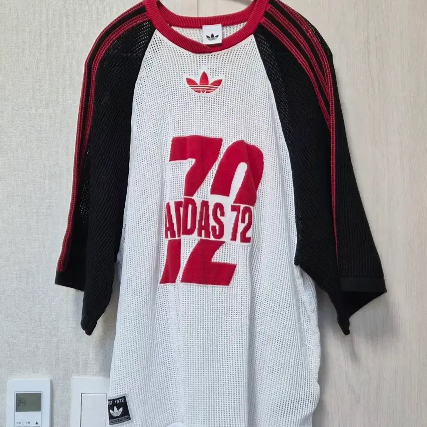 [SOLD OUT] 스니커아이즈 아디다스 져지 화이트레드