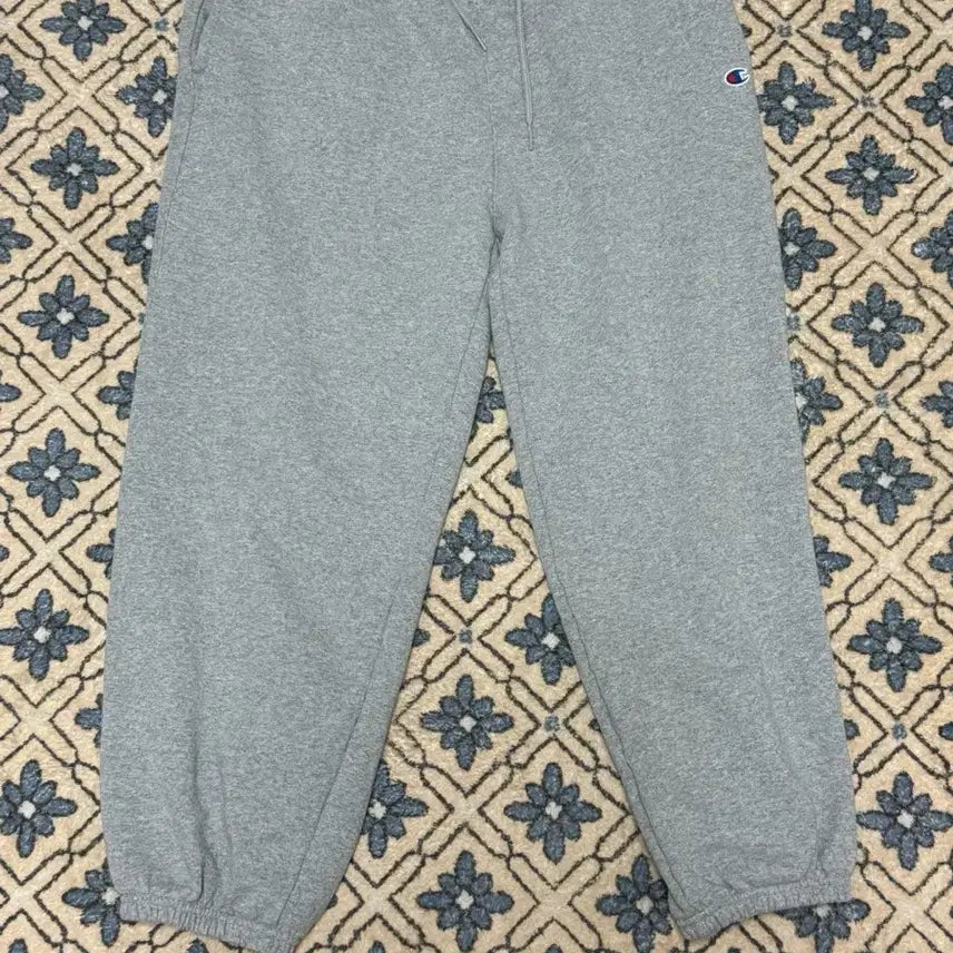 [BUNJANG] Champion C Logo Loose Fit Sweatpants / 챔피온 c로고 와이드핏 조거 팬츠