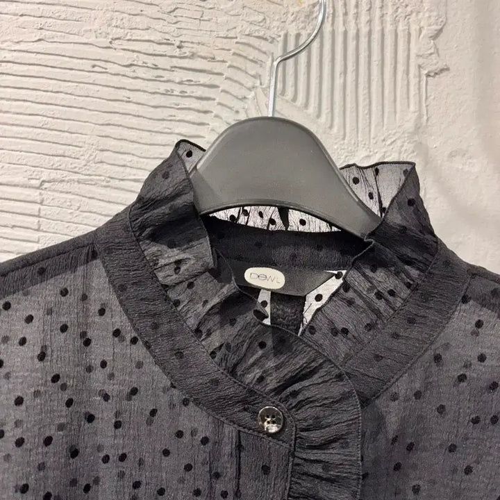 [BUNJANG] DEW E L Frill Collar See-through Dot Blouse / 듀엘 프릴카라 시스루 도트 블라우스