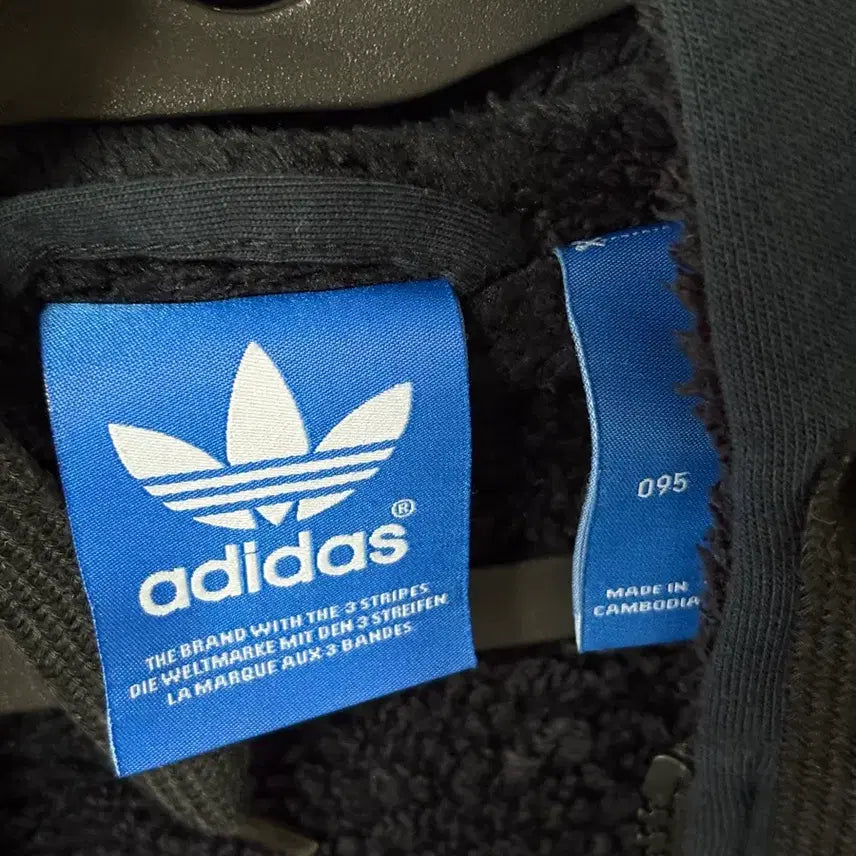 [BUNJANG] Adidas Graphic Sherpa Hooded Zip-up / 아디다스 그래픽 후드 집업 쉐르파