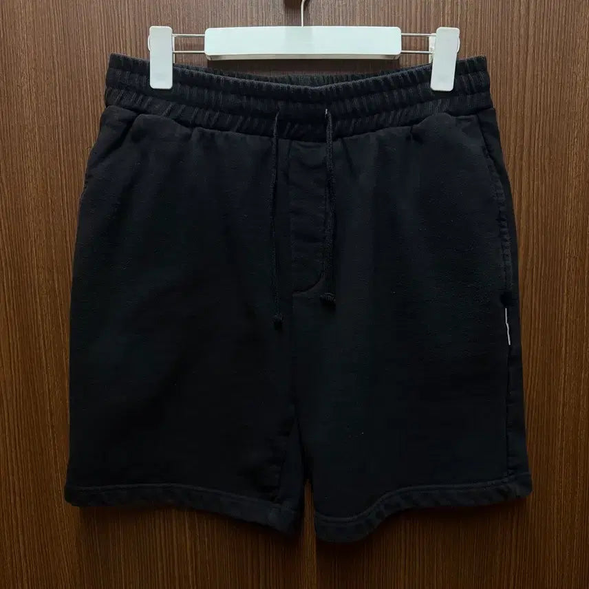 [BUNJANG] Aeka White Banding Shorts Size 3 / 에이카화이트 밴딩 반바지 3 사이즈