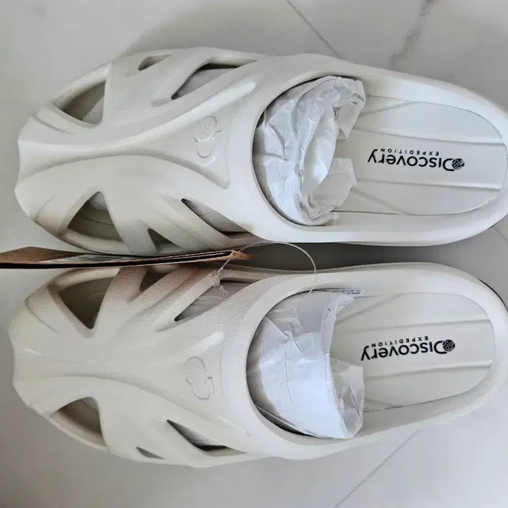 [BUNJANG] Discovery Wave Slide Sandals (White, Size 240) / 디스커버리 웨이브 슬라이드 240
