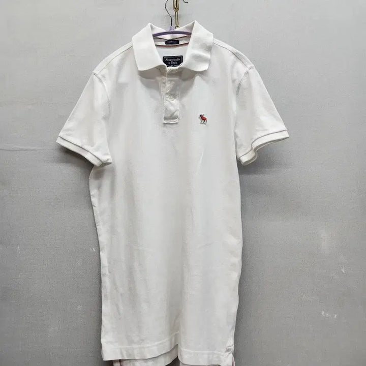[BUNJANG] Abercrombie &amp; Fitch Logo Embroidered Polo Shirt (Size S) / 아베크롬비 로고자수 반팔카라 S(S)