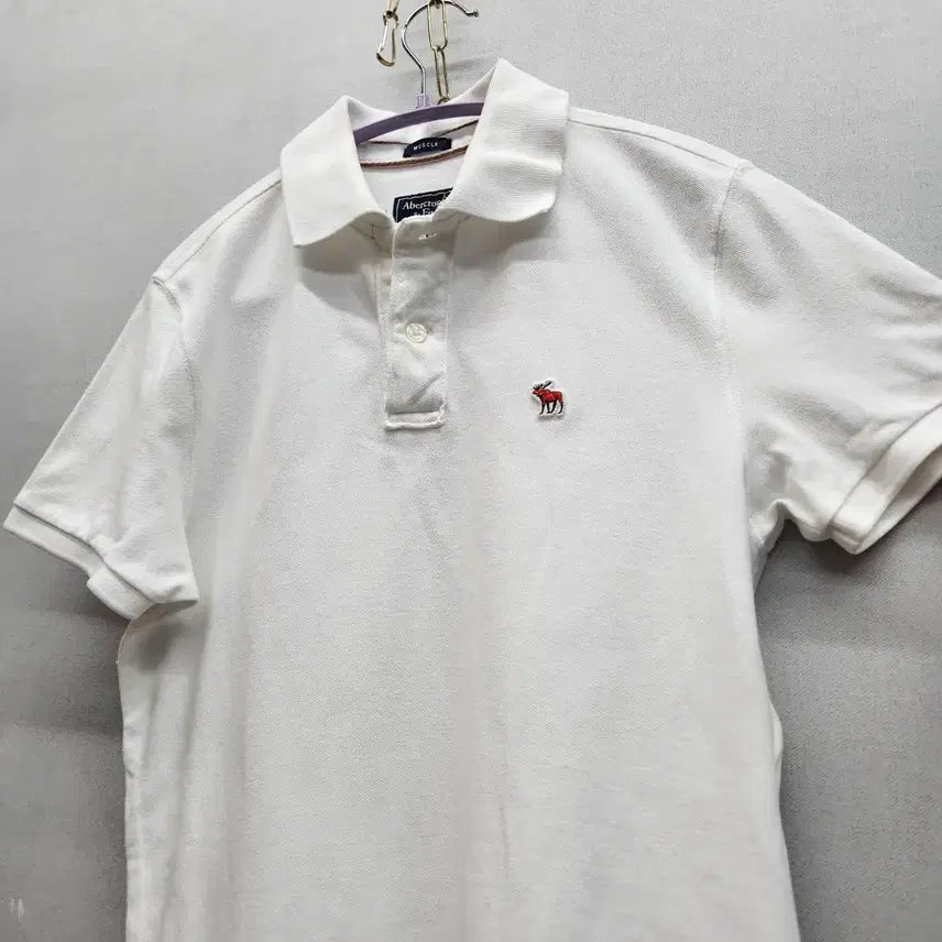 [BUNJANG] Abercrombie &amp; Fitch Logo Embroidered Polo Shirt (Size S) / 아베크롬비 로고자수 반팔카라 S(S)