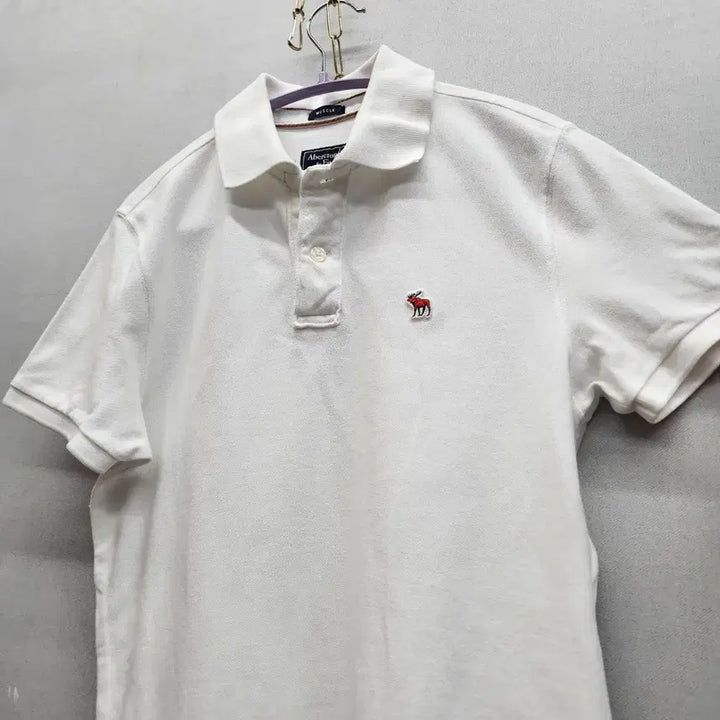 [BUNJANG] Abercrombie &amp; Fitch Logo Embroidered Polo Shirt (Size S) / 아베크롬비 로고자수 반팔카라 S(S)