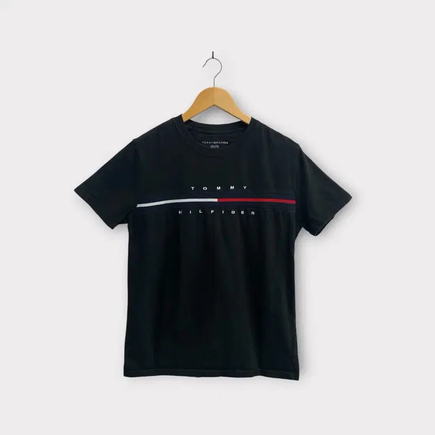 [BUNJANG] Tommy Hilfiger Flag Logo Round T-shirt M / 타미힐피거 플래그 로고 라운드 티셔츠 M