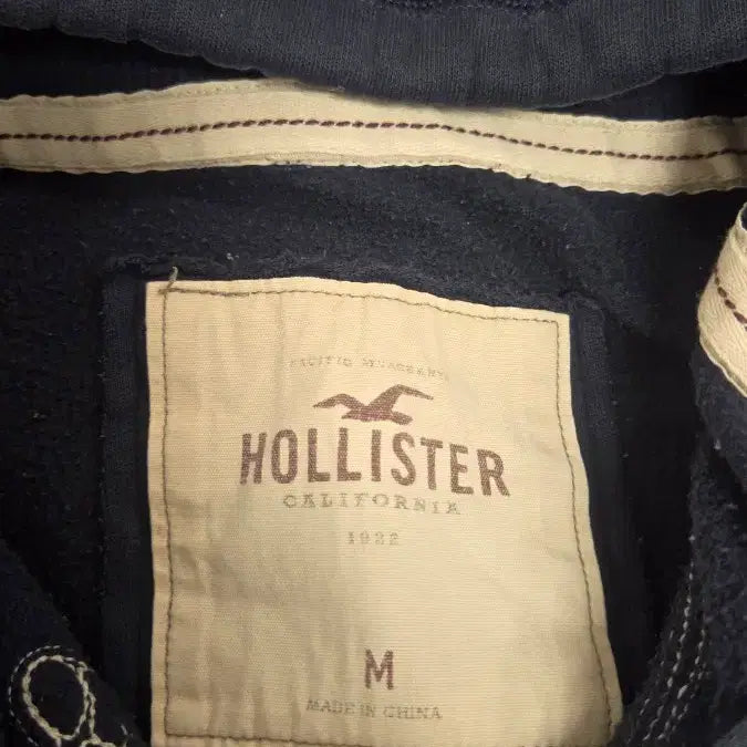 [BUNJANG] Hollister Navy Hooded Zip-up Jacket / 홀리스터 네이비 후드집업