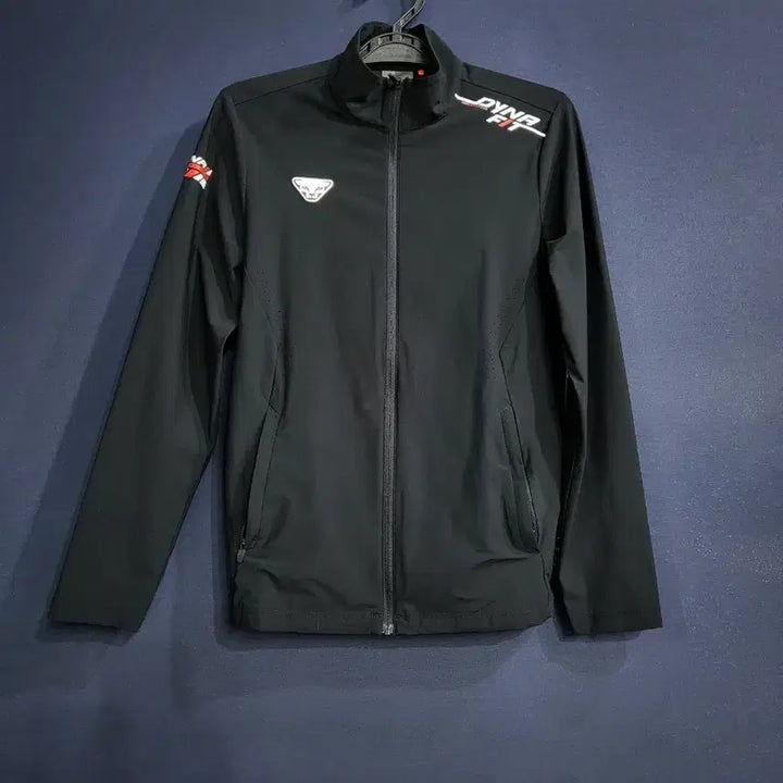 [BUNJANG] Dynafit Training Zip-up Jacket (Black, Size S) / 다이나핏 집업자켓 트레이닝복