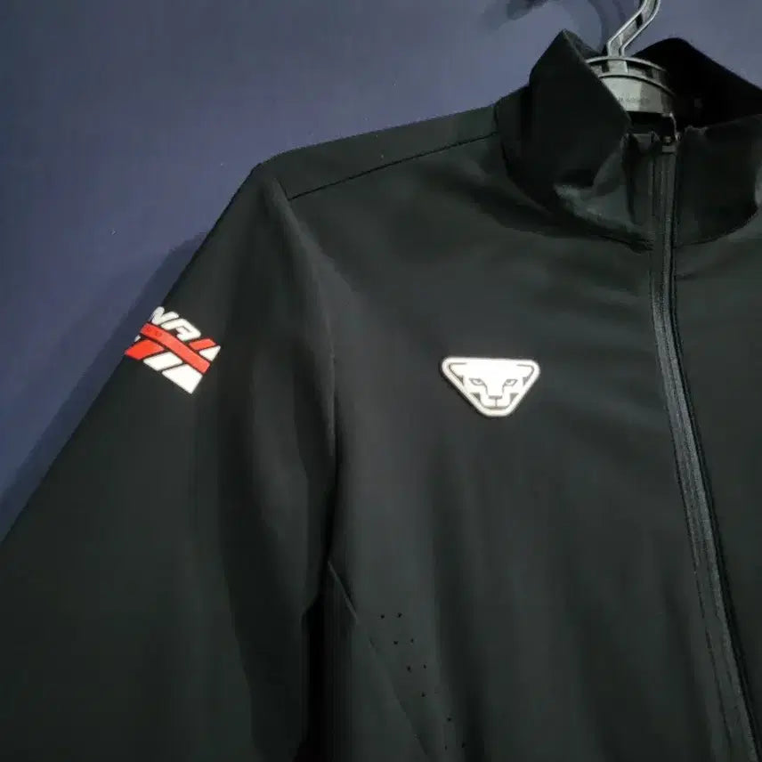 [BUNJANG] Dynafit Training Zip-up Jacket (Black, Size S) / 다이나핏 집업자켓 트레이닝복