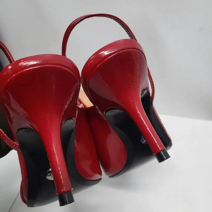 [SOLD OUT] 자라 ZARA 레드 에나멜 슬링백 힐(무료배송)