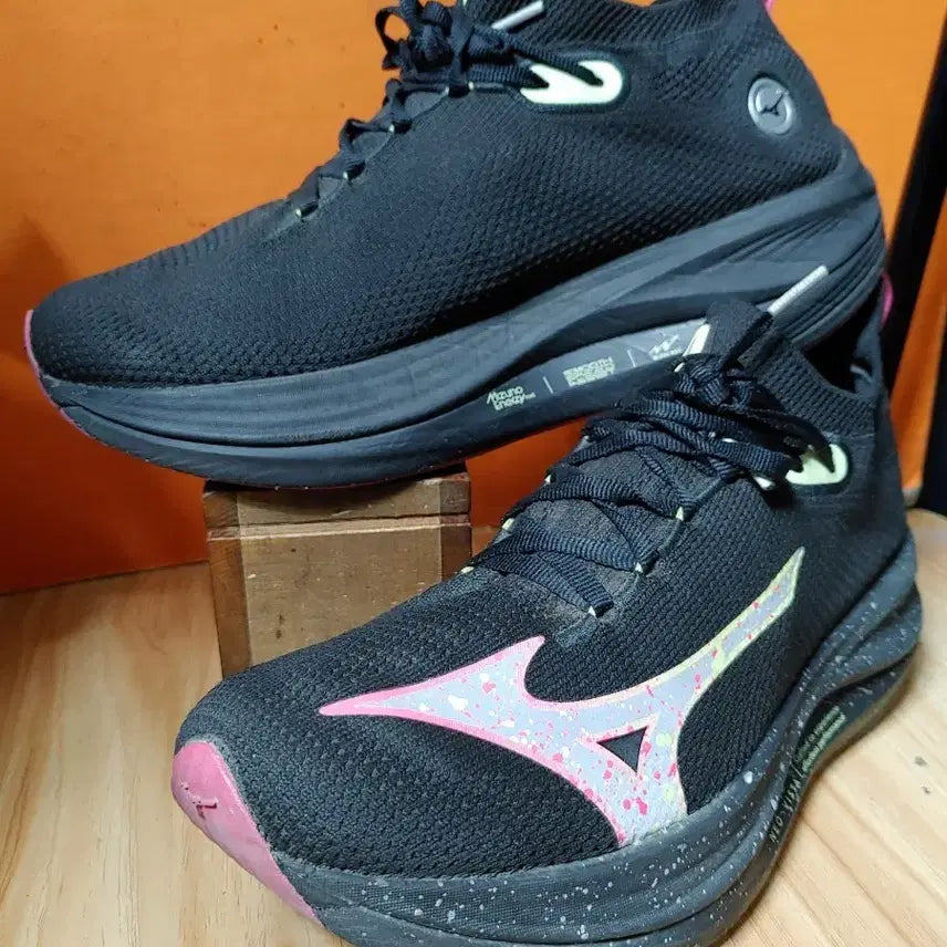 [BUNJANG] Mizuno Wave Neo Vista Running Shoes / 미즈노 웨이브 네오비스타(US8표기260 추천사이즈255)