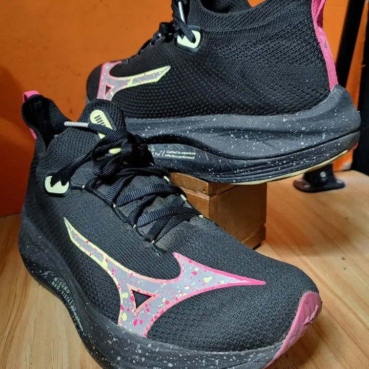 [BUNJANG] Mizuno Wave Neo Vista Running Shoes / 미즈노 웨이브 네오비스타(US8표기260 추천사이즈255)