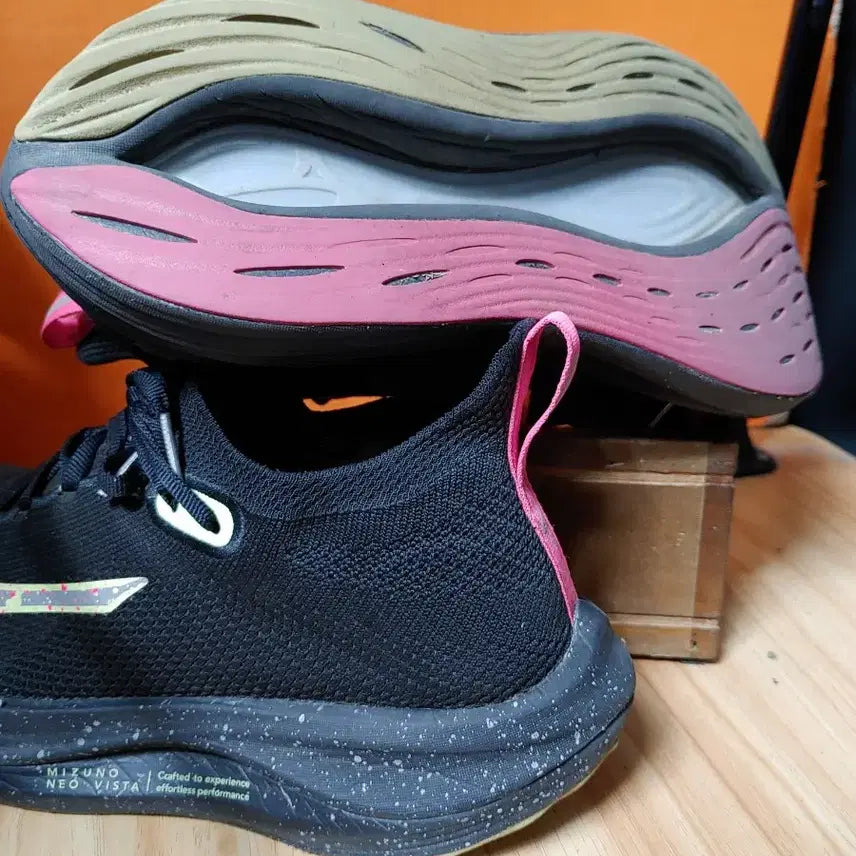 [BUNJANG] Mizuno Wave Neo Vista Running Shoes / 미즈노 웨이브 네오비스타(US8표기260 추천사이즈255)