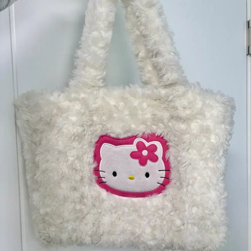 [SOLD OUT] 고전 헬로키티 털 고전키티 가방 백 로즈보아 카오하나