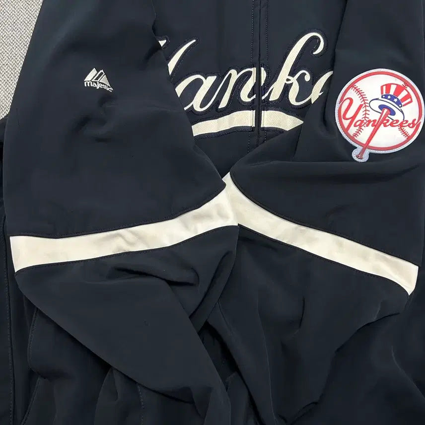 [BUNJANG] Majestic New York Yankees Baseball Jacket (XL) / 마제스틱 뉴욕 양키즈 베이스볼 자켓(XL)