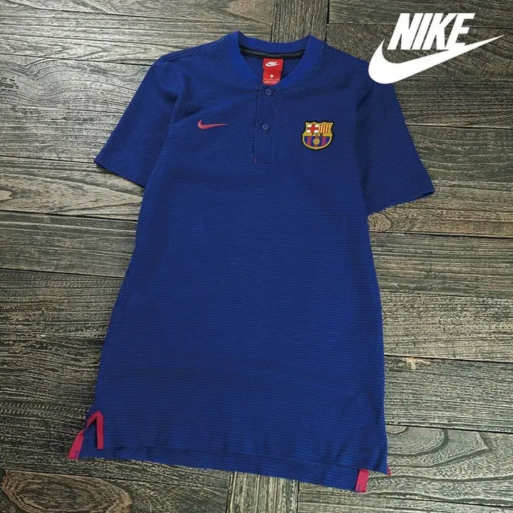[BUNJANG] Nike Barcelona Striped Henley Long Sleeve T-shirt Navy / 나이키 바르셀로나 스트라이프 헨리넥 롱 반팔티 네이비 M20220
