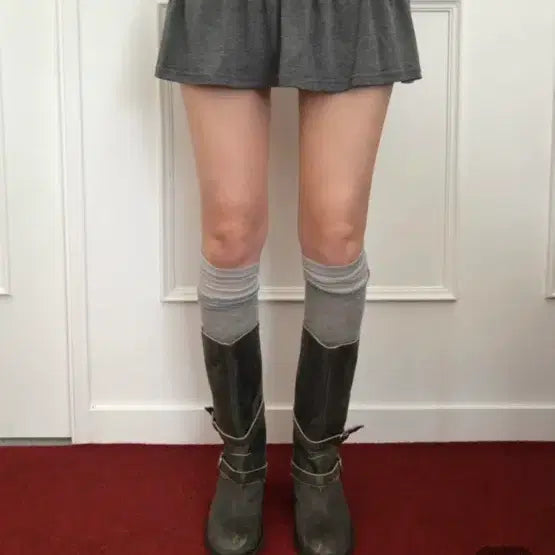 [BUNJANG] Our Cabinet Metil Mini Skirt / 아워캐비넷 metil 미니 스커트 치마 yue 유 프로젝트