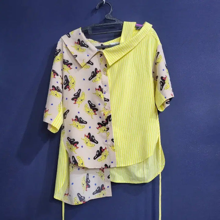 [SOLD OUT] 쥬시쥬디 언발란스 블라우스