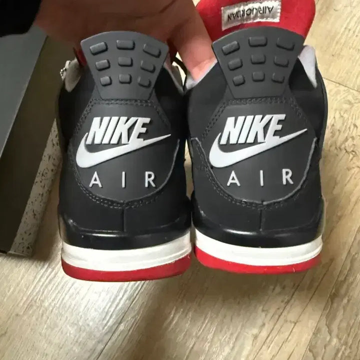 [BUNJANG] Jordan 4 Retro Bred 2019 Sneakers / [265] 조던 4 레트로 브레드 2019