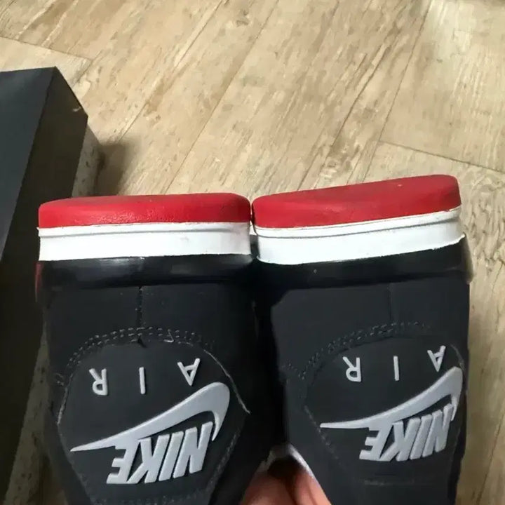 [BUNJANG] Jordan 4 Retro Bred 2019 Sneakers / [265] 조던 4 레트로 브레드 2019