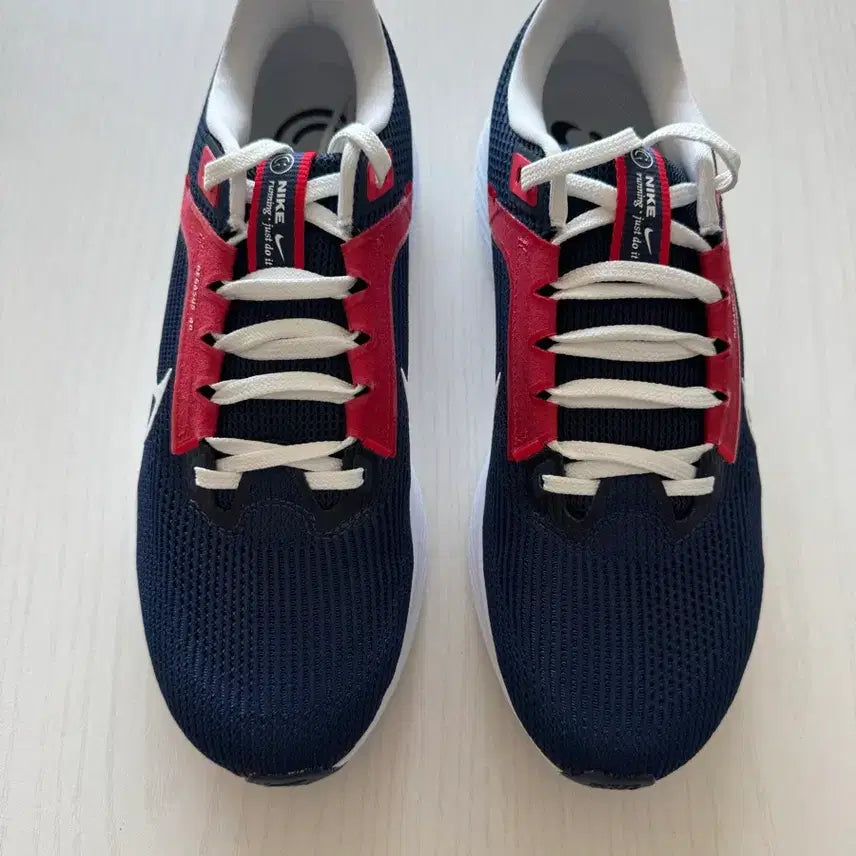 [BUNJANG] Nike Pegasus 40 PSG Edition Sneakers / PSG 나이키 페가수스 40 파리생제르맹 에디션