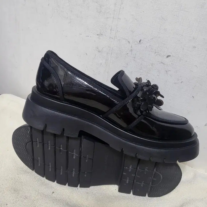 [BUNJANG] Suecomma Bonnie Fleur Loafers / 슈콤마보니 플뤼르 로퍼(무료배송)