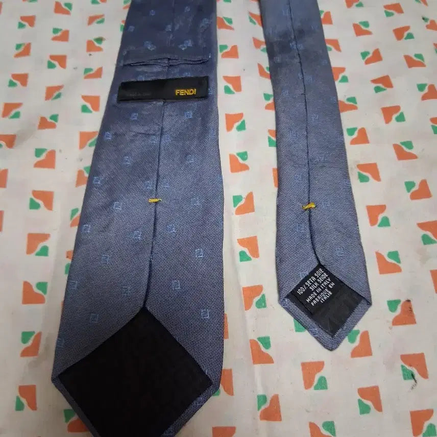 [BUNJANG] Fendi F Logo Silk Tie / 펜디-수입정품 - F 로고패턴.100%실크넥타이,택포
