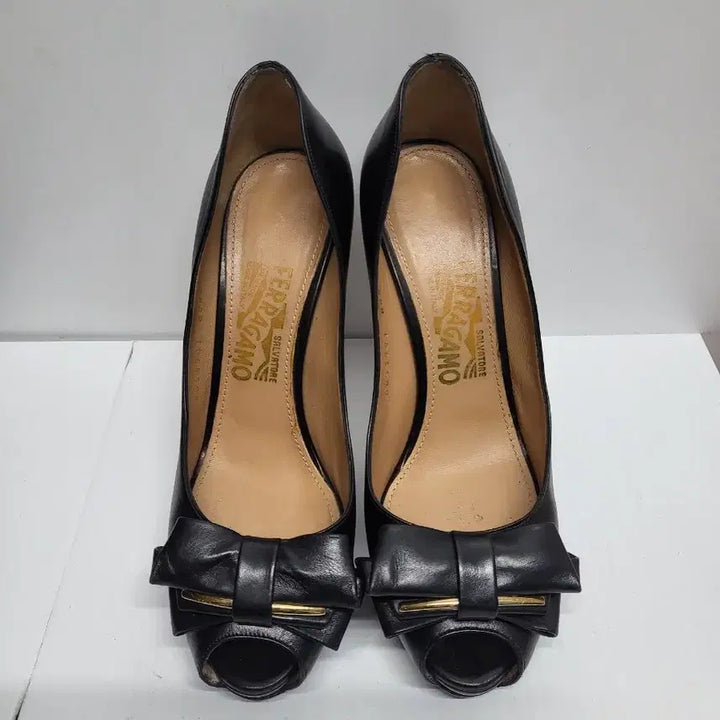[SOLD OUT] 페레가모숙녀하이힐(무료배송)