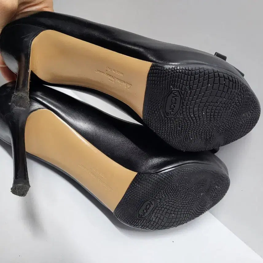 [SOLD OUT] 페레가모숙녀하이힐(무료배송)