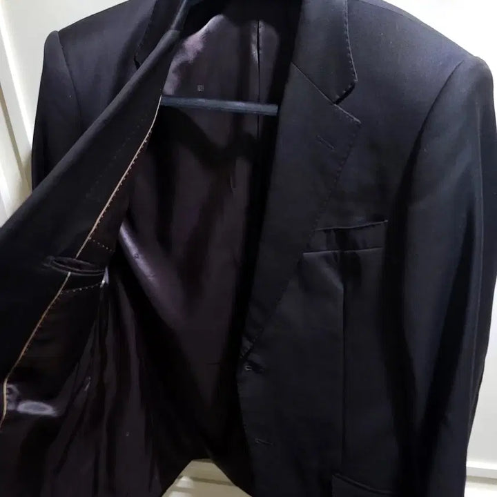 [BUNJANG] Givenchy Wool Notched Lapel Blazer Jacket / 지방시 / 울 노치드라펠 블레이져 자켓 솔리드 블랙 / 41R[105]