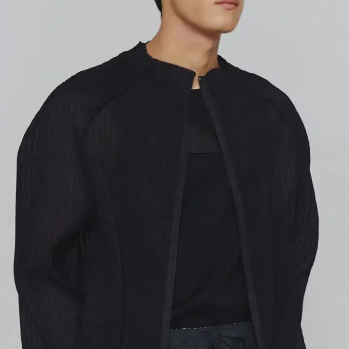[SOLD OUT] [구매]아모멘토 플리츠 집업 점퍼(블랙)(M)