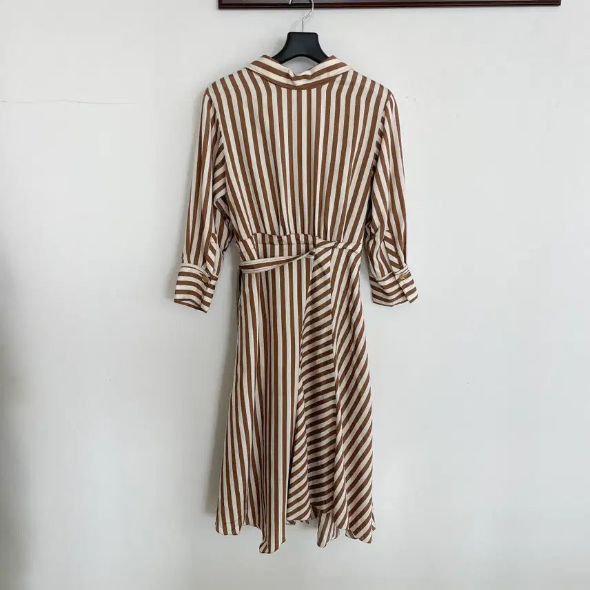 [SOLD OUT] 타임1993 여성55-66 브라운,아이보리 스트라이프 랩 롱 원피스