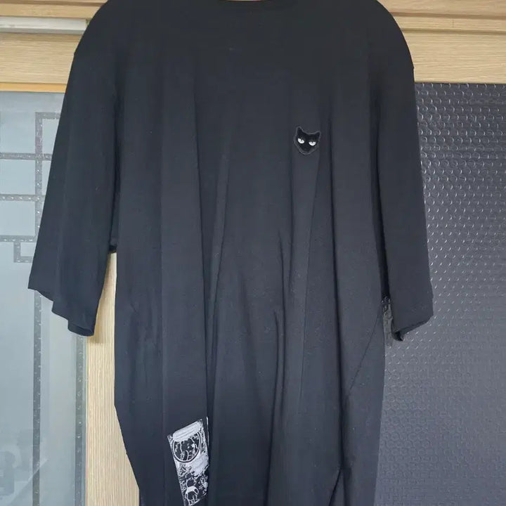 [SOLD OUT] 송지오옴므 곰돌이 푸우 자수 반팔티 s