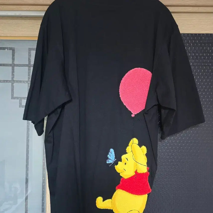 [SOLD OUT] 송지오옴므 곰돌이 푸우 자수 반팔티 s
