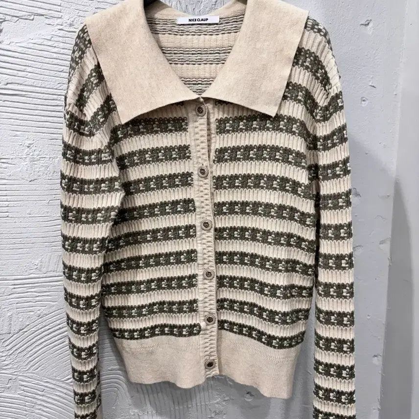 [BUNJANG] NICE CLAUP Knit Cardigan / 나이스클랍 카라 니트 가디건
