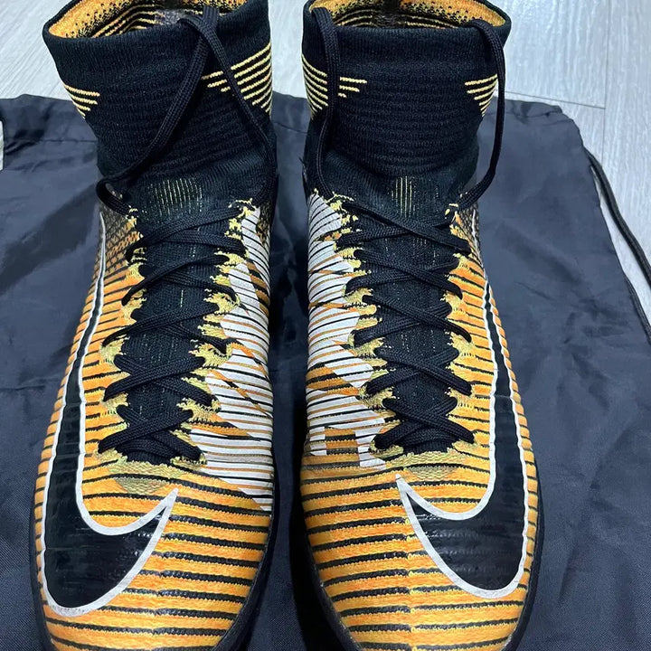 [BUNJANG] Nike Mercurial Proximo 2 TF Futsal Shoes / 최상급 나이키 머큐리얼 프록시모2 TF [270] 풋살화