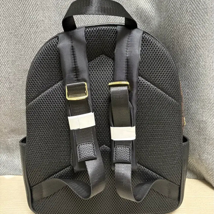[SOLD OUT] 코치 백팩 미사용 제품 입니다.