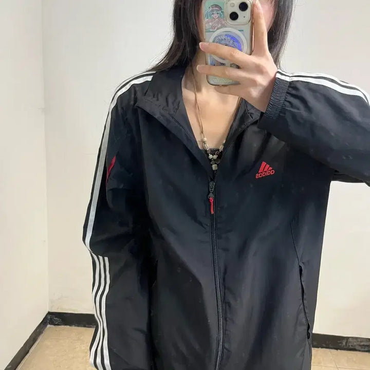 [SOLD OUT] 아디다스 블랙 바람막이