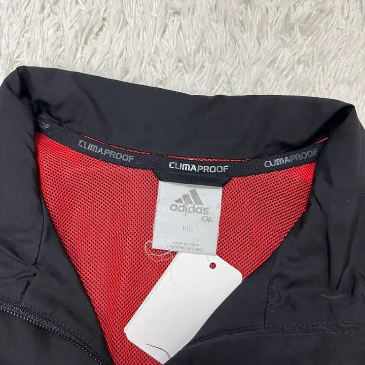 [SOLD OUT] 아디다스 블랙 바람막이